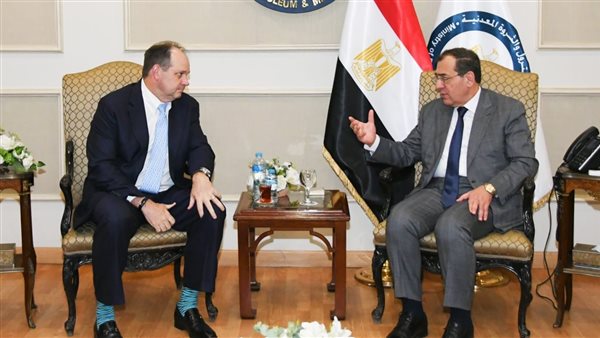 وزير البترول ورئيس