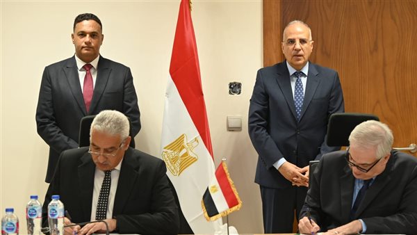 أصول مصر