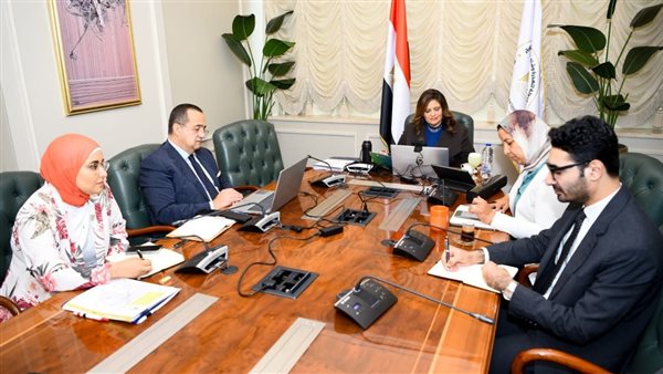 وزيرة الهجرة