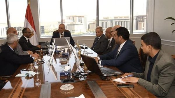 وزير الإسكان