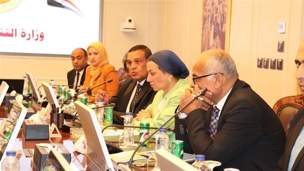 وزيرا «التنمية» و«البيئة»