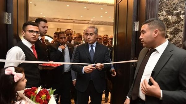 وزير القوى العاملة