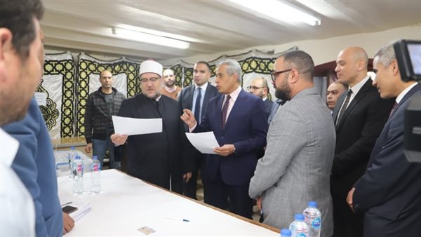 وزير القوى العاملة