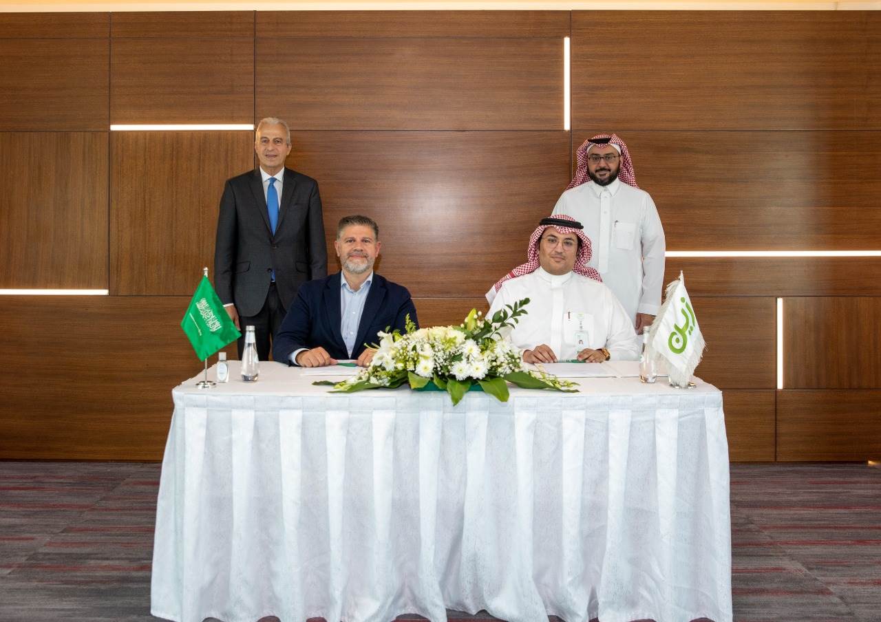 "راية لخدمات مراكز الاتصالات" (RCX) توقع اتفاقية شراكة مع "زين السعودية"