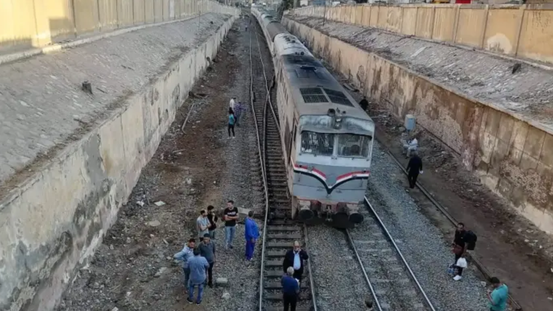 حادث قطار دمنهور. خروج عربتي عن القضبان و لا خسائر
